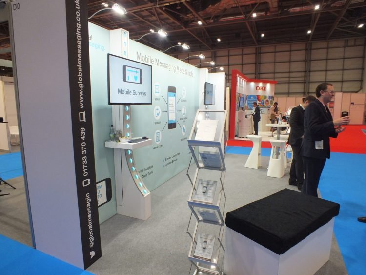 Global messaging exhibition stand