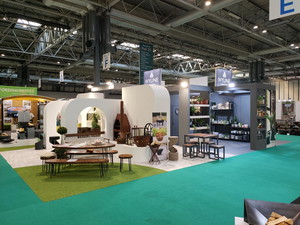 Ivyline fully custom exhibition stand